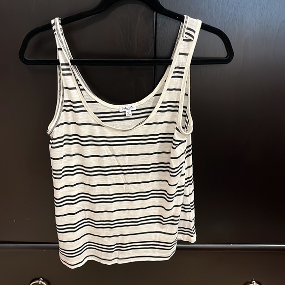 Splendid size Small. Cream and black tank. - Picture 3 of 4